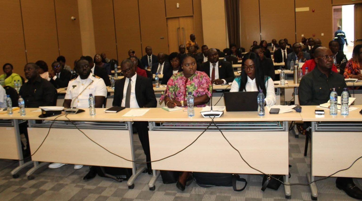 571341194_1976370656503571_5744561151370743252_n